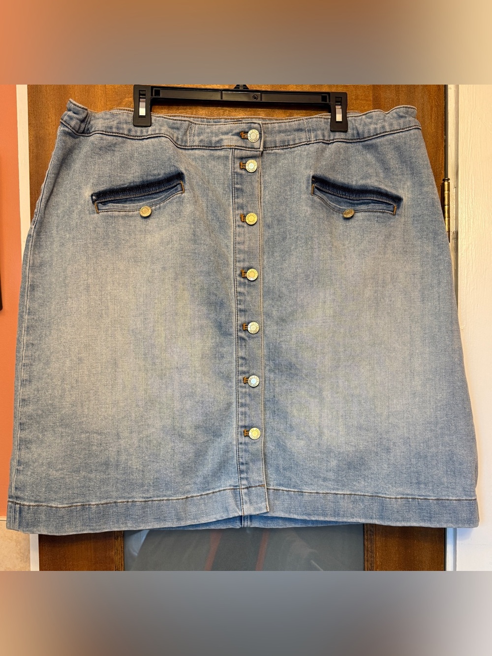 Talbots Women’s Plus Button Front Light Wash Blue Denim Skirt Elastic Waist